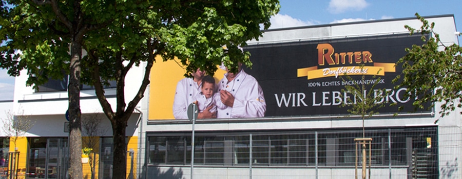 Die Monsterframe Werbetafel am Beispiel Ritter Dorfbäckerei von Medienhaus RETE